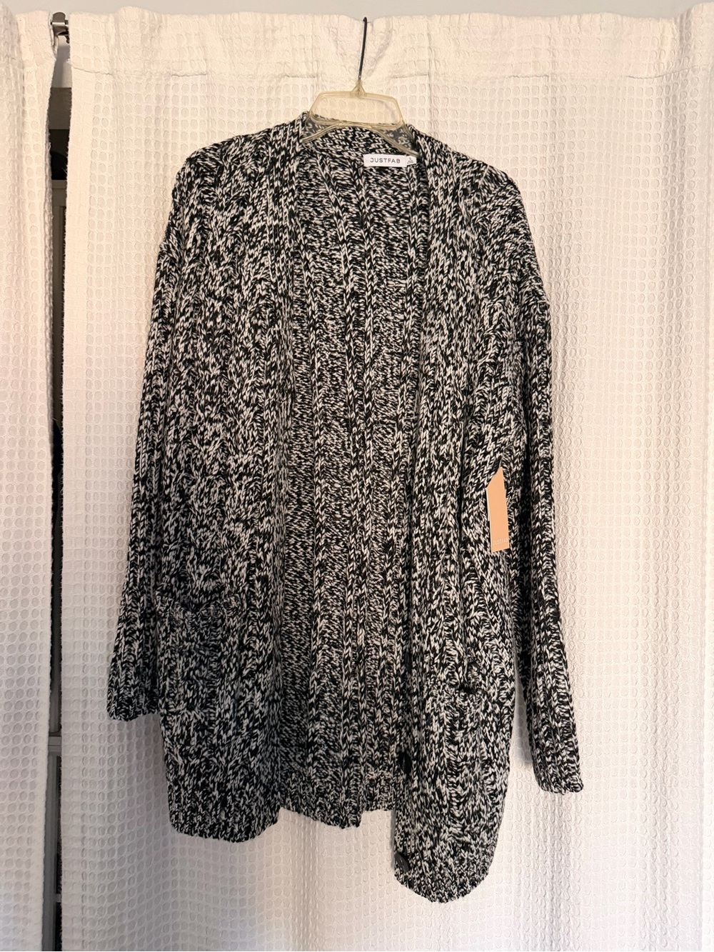 JustFab Black & White Marled Knit Open-Front Cardigan